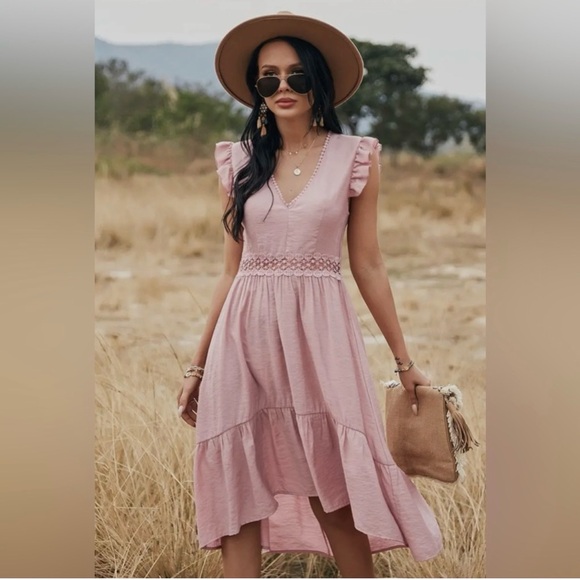 Dresses & Skirts - 🌷V-Neck Sleeveless Ruffle Dress